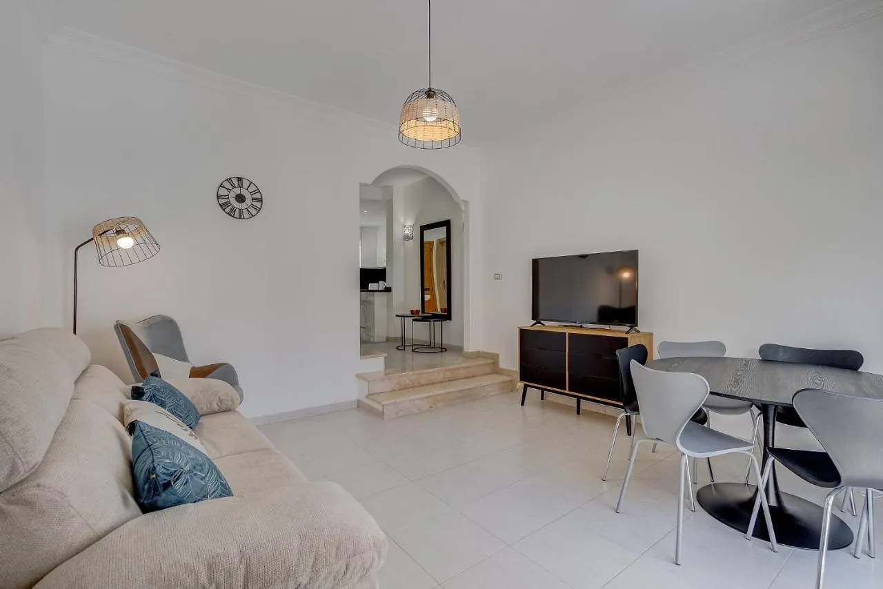 Chalet Golf Playa De Las Americas 2 Arona  0*, Arona (Tenerife) İspanya